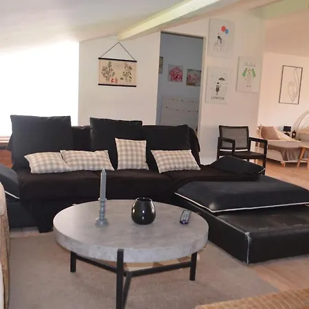 La Maison De Pierre *