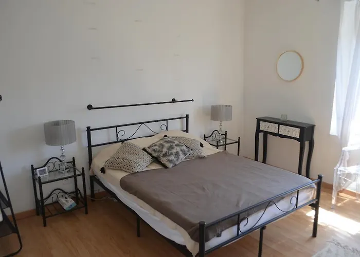 La Maison De Pierre Manses