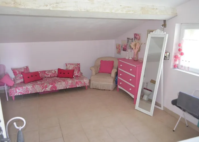 La Maison De Pierre *